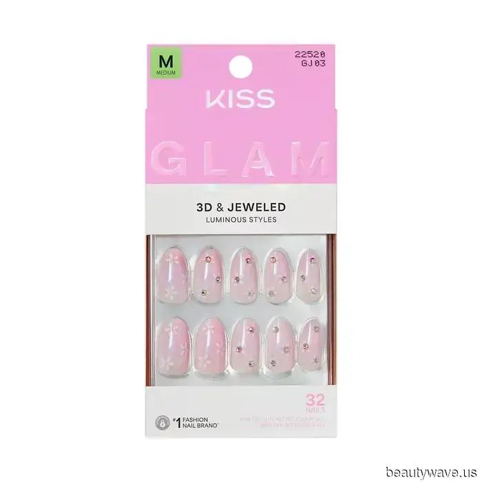 Las Uñas Brillantes Están *Tan* de Vuelta para el Verano&mdash;Dua, Kylie y Sabrina Todas Apoyan la Tendencia