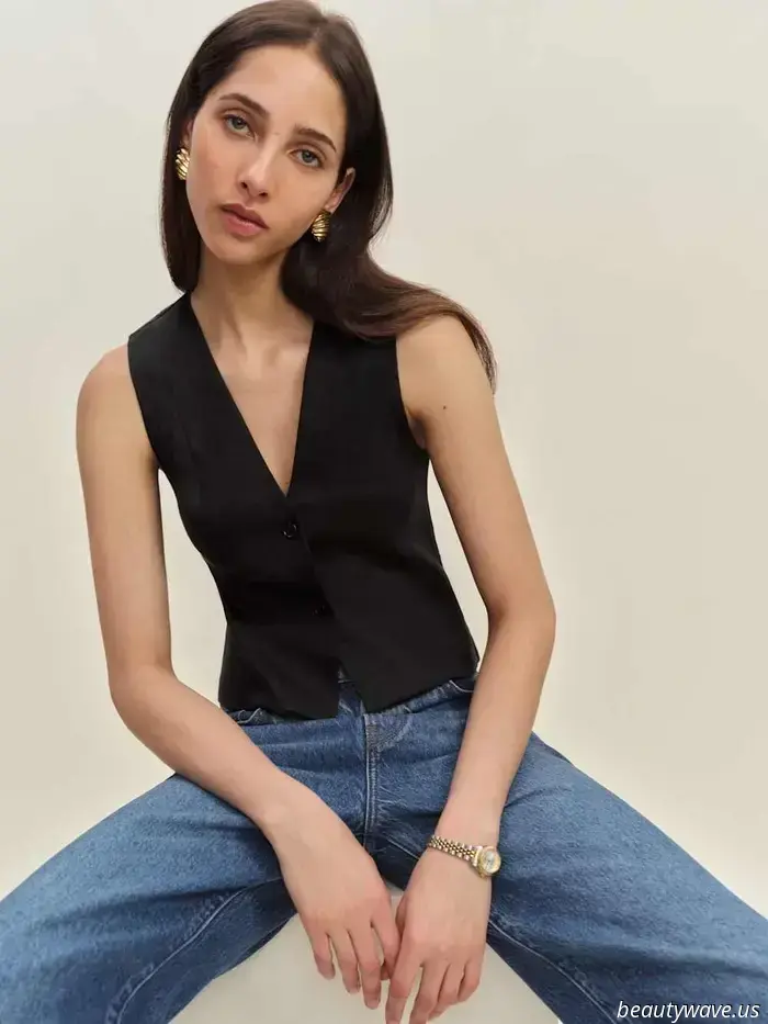 7 Timeless, Anti-Trend Tops That Those With Good Taste Are Combining With Trousers, Skirts, and Jeans This Summer