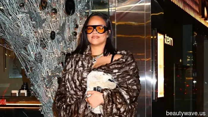 Rihanna understands that pairing this shoe trend with brown pants elevates the richness of your winter outfits.