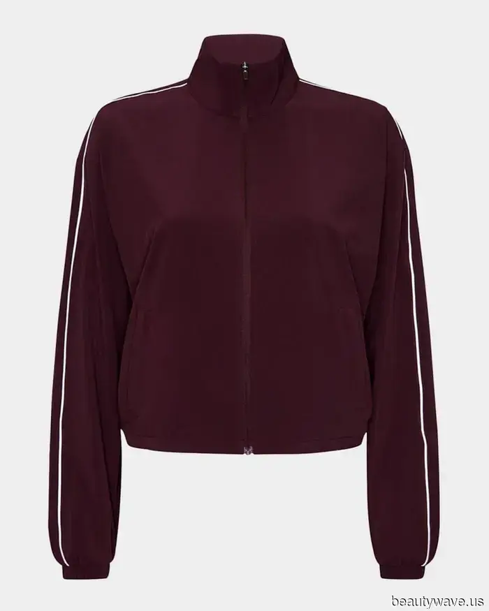 Приготовьтесь увидеть этот главный тренд курток 2025 года на каждом стильном человеке в аэропорту этой осенью.