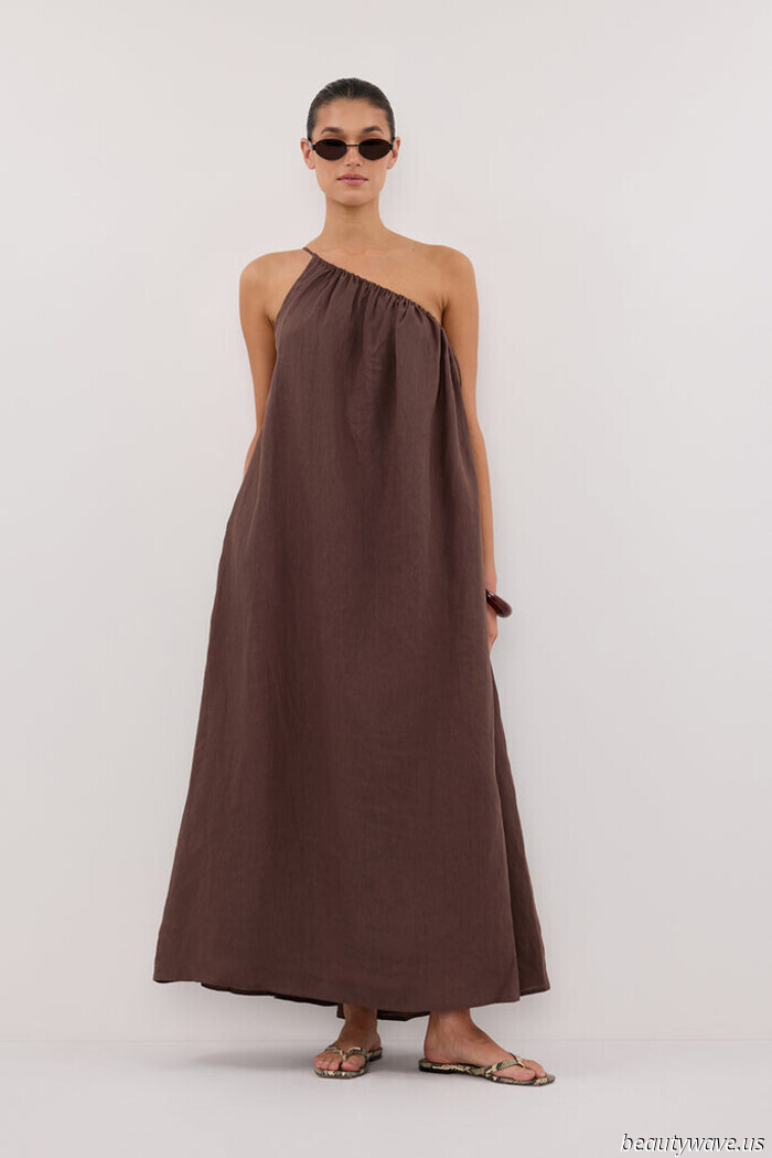 I Tried on the 6 Dissh Dresses That Are Currently in High Demand—Here’s How They Fit.
