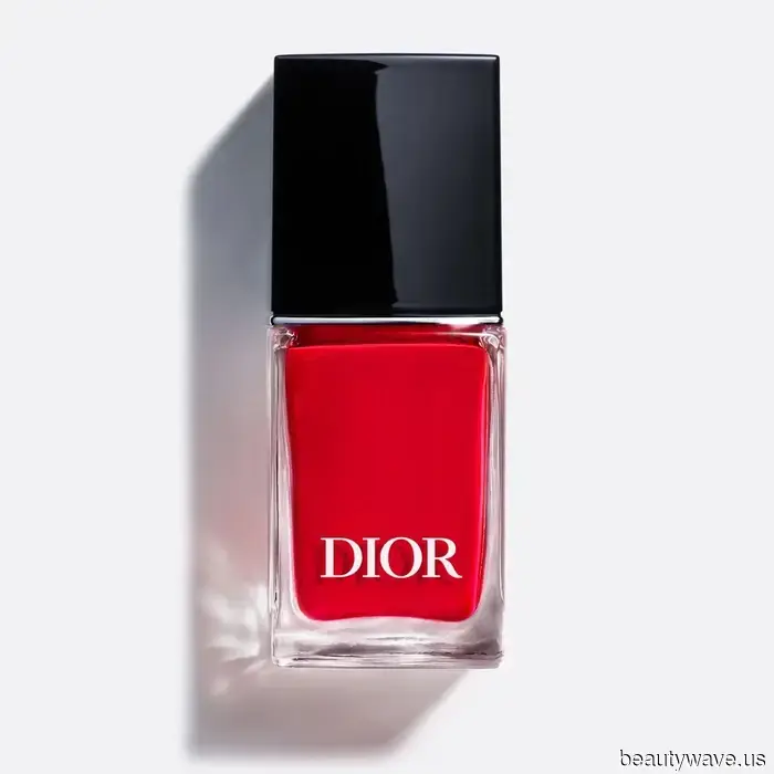 Don't Keep Your Summer Pedicures a Secret—Discover These 7 Sophisticated Colors to Adorn Your Toes Between Seasons.