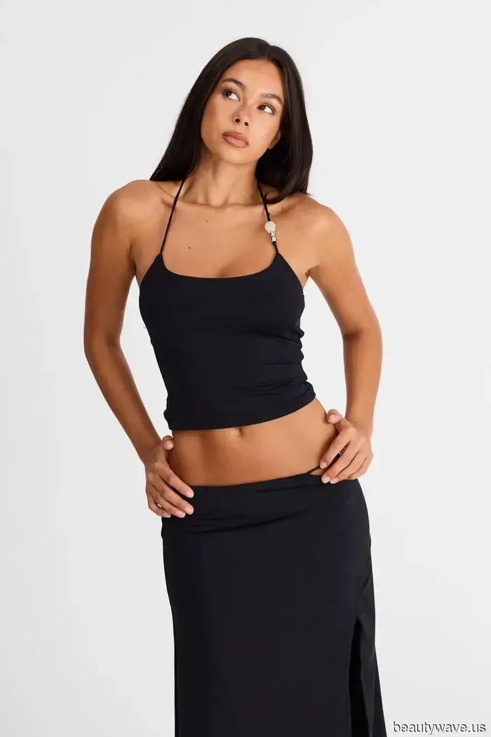 The Brands That All the Trendiest Girls Will Don on Their Summer Vacations