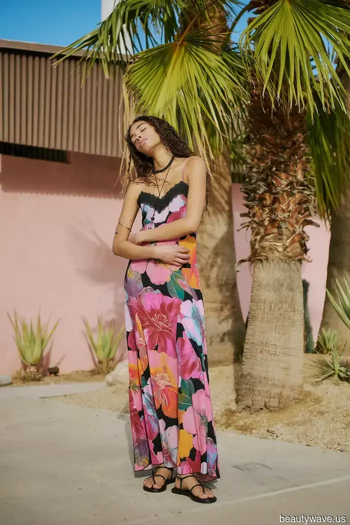 Not White Dresses—This Is the New Summer Dress Trend That’s Gaining Popularity Right Now