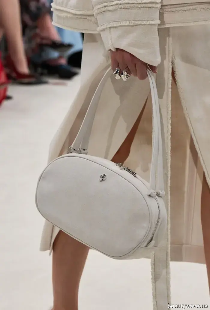 La mia amica mi ha chiesto quali tendenze di colore delle borse domineranno nel 2026&mdash;le ho inviato questi 7.