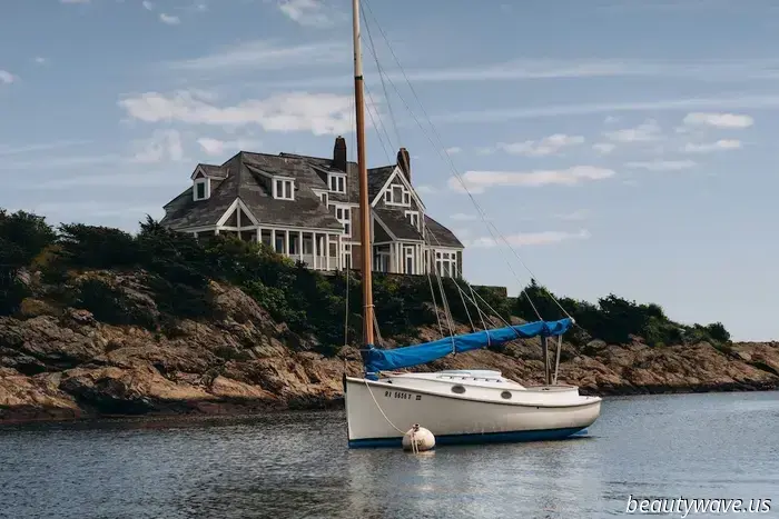 15 Coastal Grandma-Inspired Locations That Seem Plucked From a Nancy Meyers Film