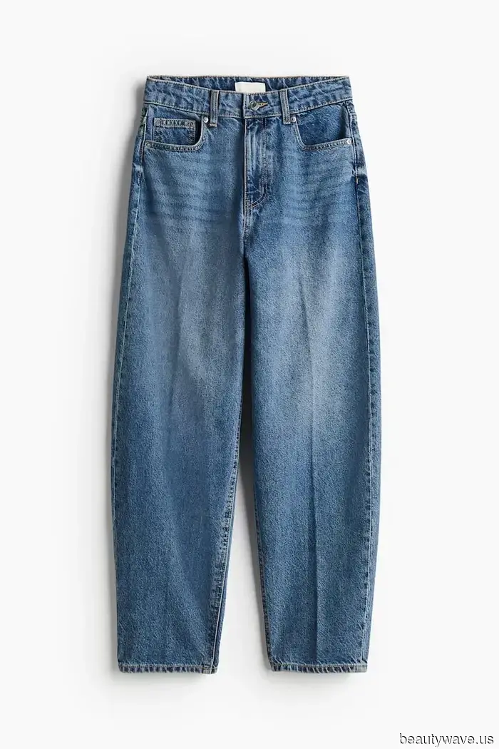 I'm 5'0"—These Are the Only Jeans That Earn My Petite Seal of Approval.