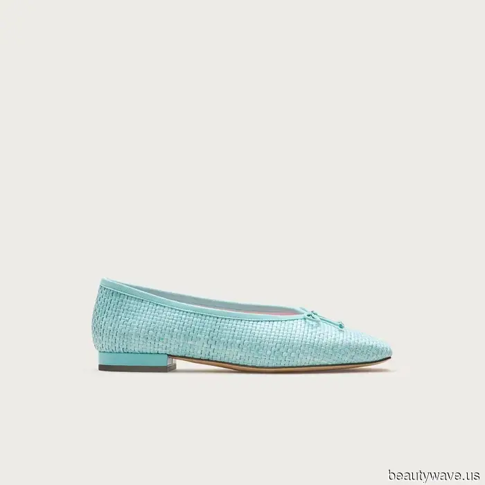 Dieser Kleidungsstil plus geschlossene Ballerinas in dieser Farbe ist *das* Outfit des Sommers 2026.