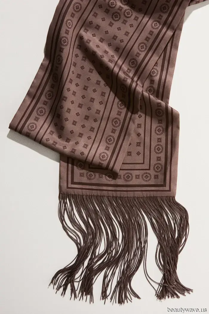 It's Back: To Achieve a Chic Bohemian Fashion Look This Autumn, Incorporate These 8 Items