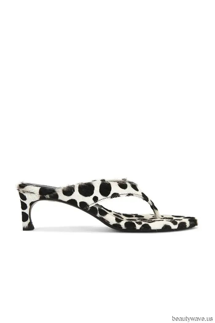 This Extremely Niche Shoe Trend Is Quickly Selling Out Everywhere