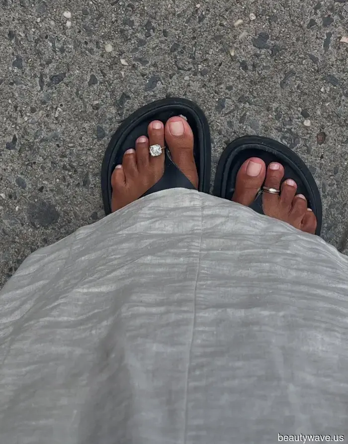 Jewelled Sandals, Anklets, and Shoe Charms—5 Chic Trends to Showcase Your Style