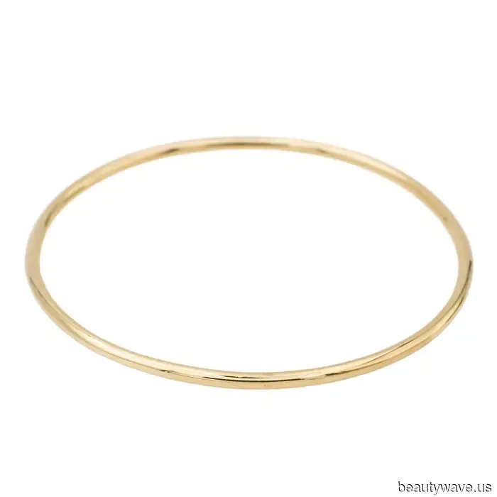 I've spent 15 years in the fashion industry—here's what I really wear on a daily basis.