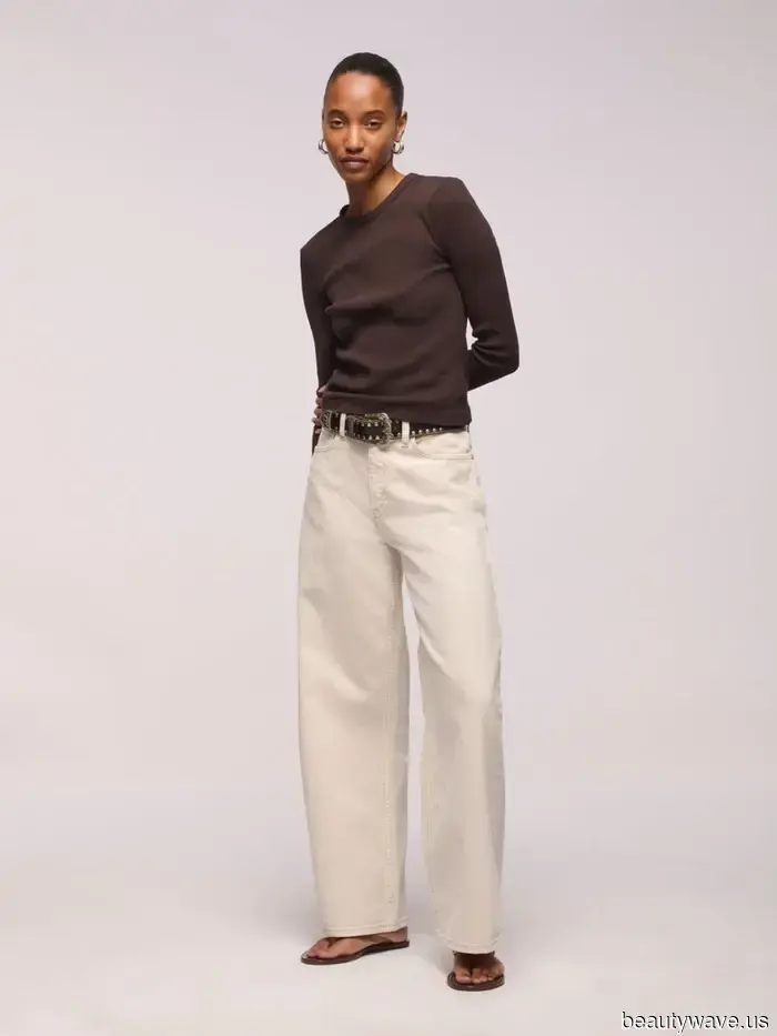 I jeans blu funzionano sempre, ma se vuoi apparire costoso quest'estate, sostituiscili con questo paio elegante.
