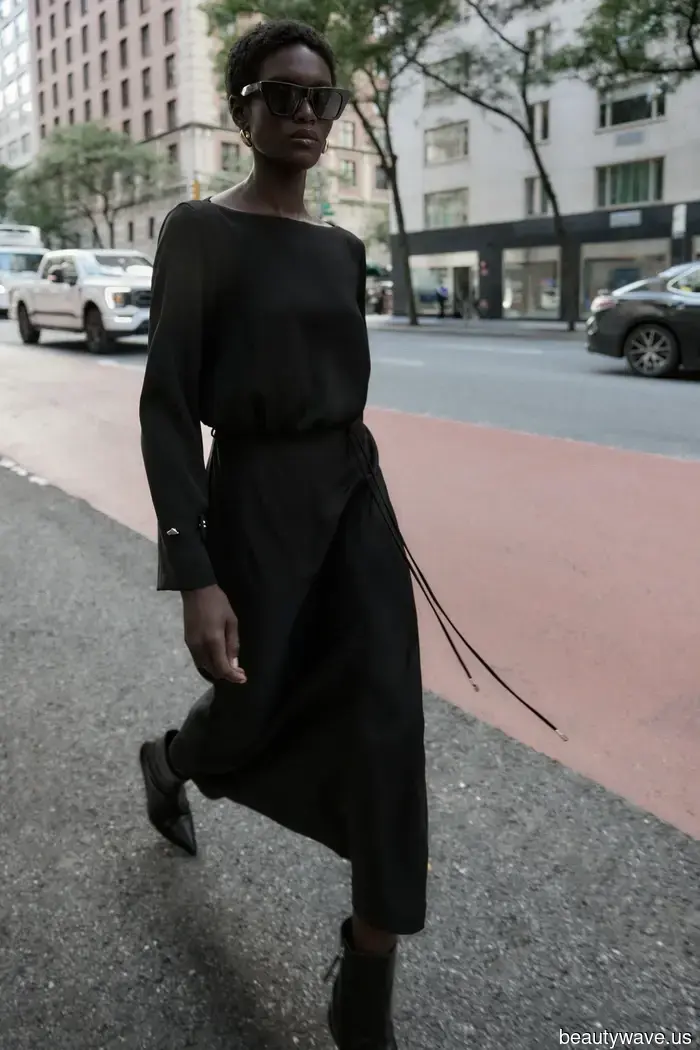 Gwyneth Paltrow recently drew inspiration from Carolyn Bessette Kennedy but replaced her '90s sandals with *this* shoe trend.