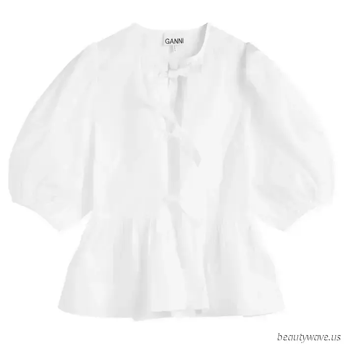 This top trend is far more stylish than any old t-shirt, making jeans and skirts look incredibly beautiful.