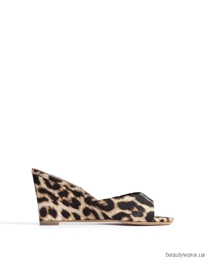 Dieser "veraltete" Schuhtrend hat diesen Sommer ein riesiges Comeback gefeiert&mdash;5 schicke Möglichkeiten, wie es-Mädchen ihn jetzt tragen.