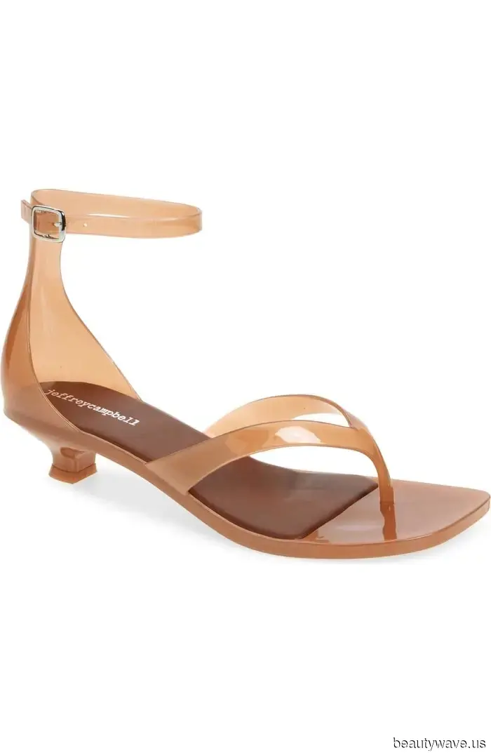 These $40 Gap sandals are just as stylish as the $600 designer version I've been thinking about since last spring.
