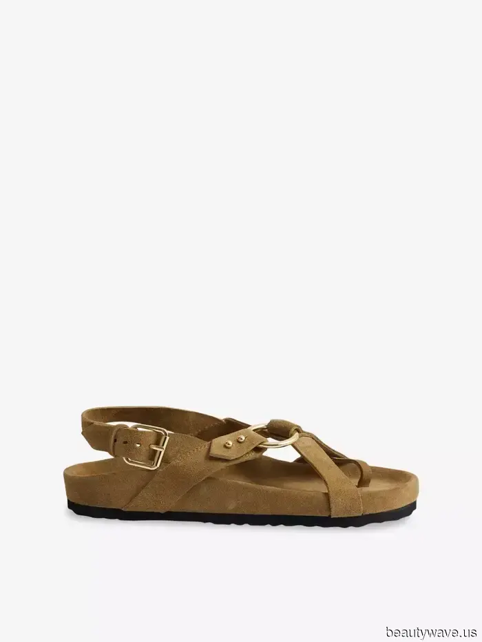 Pause the Flip-Flops, Rosie Huntington-Whiteley Has Just Made an Appearance in a Subtle Sandal Style.