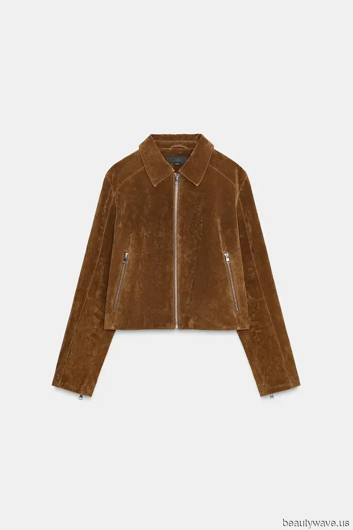 6 Trends to Elevate Your Basic Jeans for Fall 2025