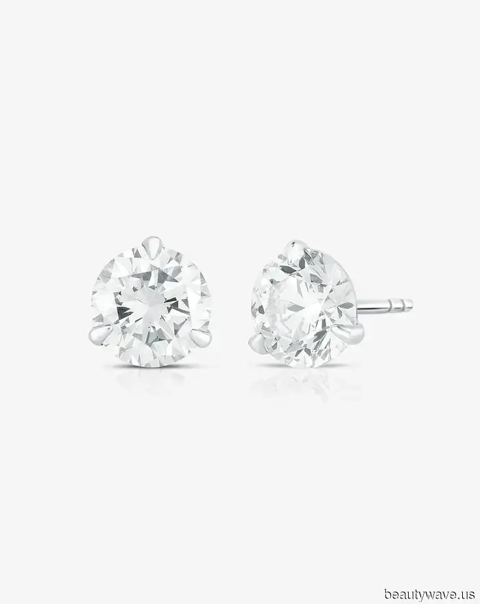 Cada persona chic que conozco está reservando aretes gruesos para esta tendencia atemporal.