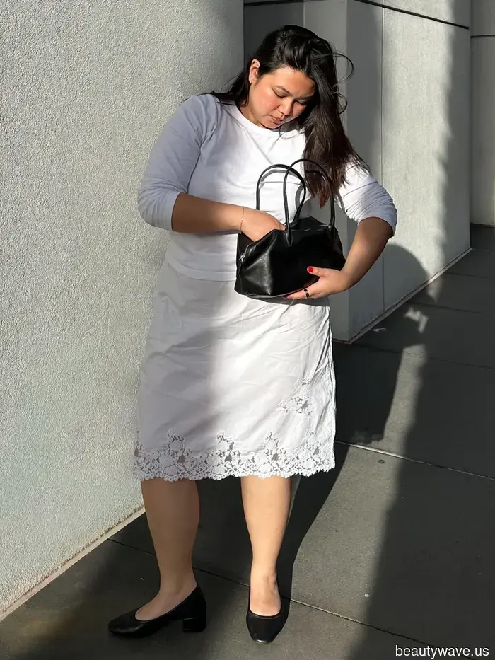 La Gonna Che Le It Girls Indossano Senza Sosta, Insieme a 5 Modi Incredibilmente Chic per Indossare Questo Stile