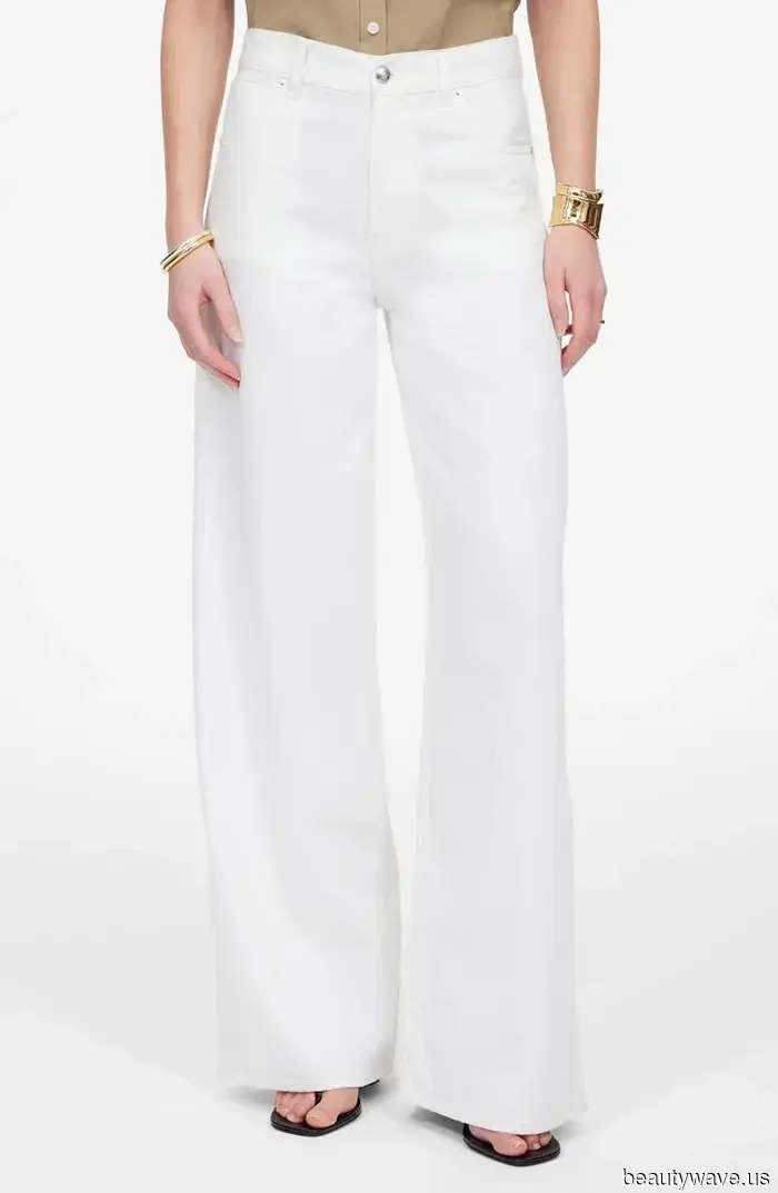 From Sweden to London: The Unexpected Jeans Color That Europeans Are Choosing This Fall