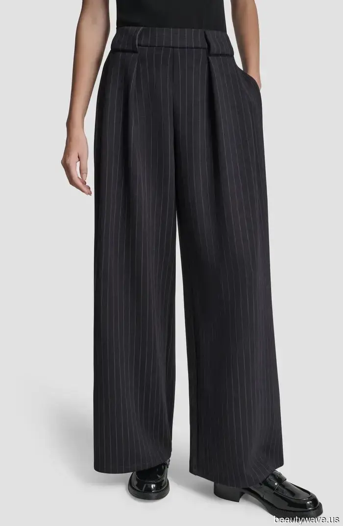 Here's What to Pair with the "Boring" Pant Trend Favored by It Girls