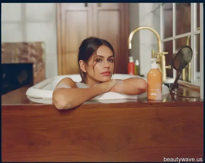 Kaia Gerber Recently Shared with Me Her Complete Shower Routine and Top Secret for Achieving a Red Carpet Glow.