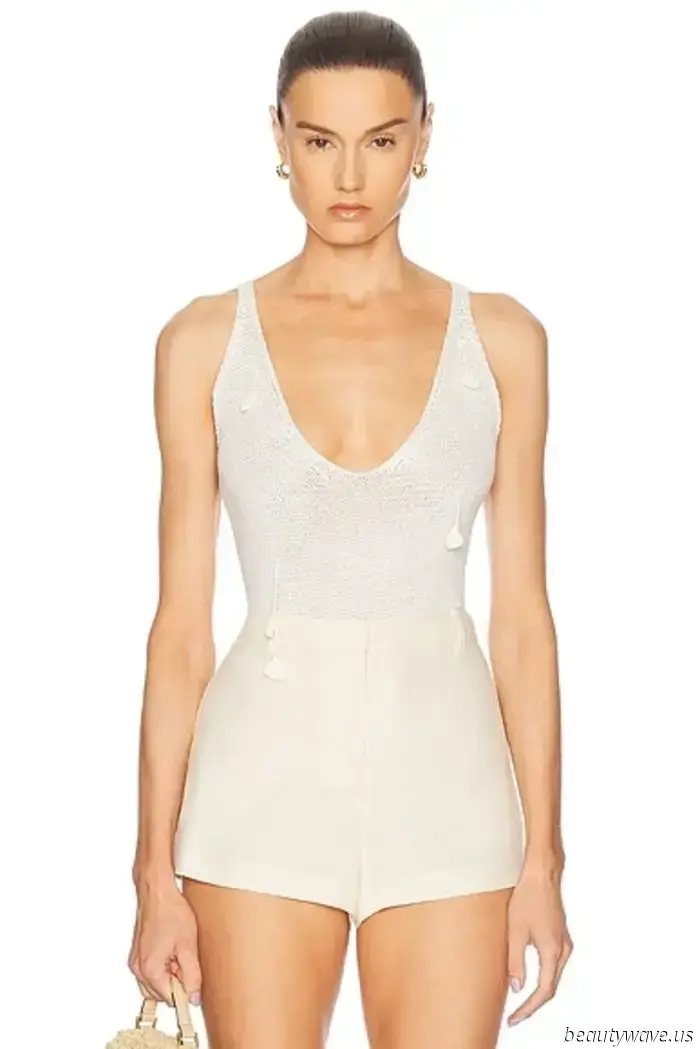 The Two Tank Top Trends That Elevate Every Outfit to Its Best in 2025