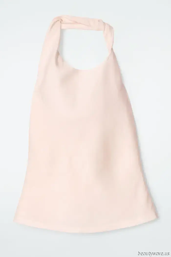 In case you're curious, here are the bag and shoe colors that perfectly complement the powder-pink trend.