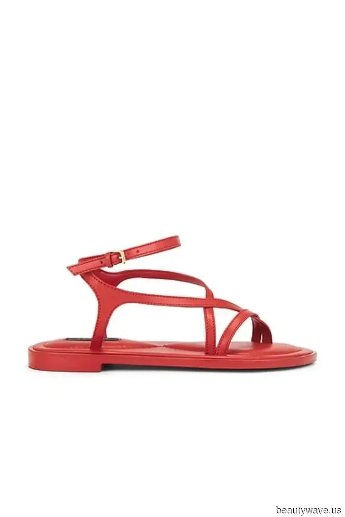 Es ist ein Fakt: Modeleute wählen diesen Sandalenfarbtrend über Schwarz, Weiß und Braun.