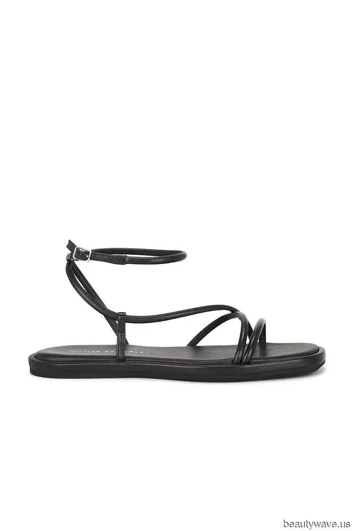 La tendencia de los pantalones cortos de chica genial que está dominando NYC y LA&mdash;Estos zapatos los harán lucir elegantes este verano