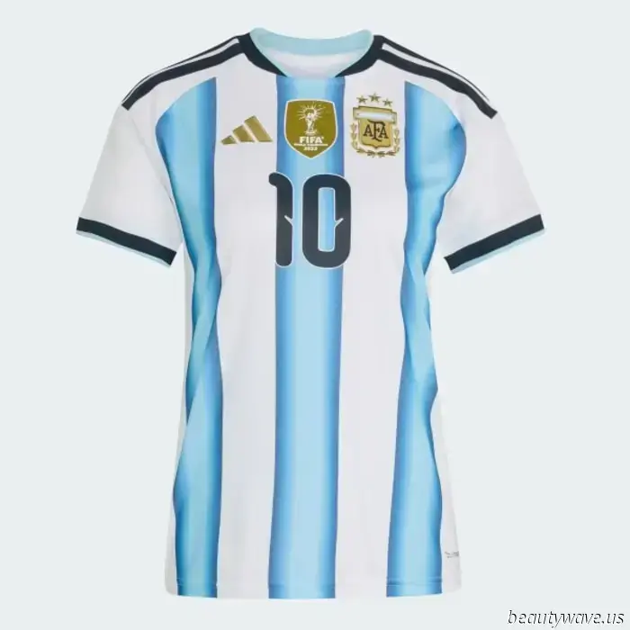 Fan sfegatati del calcio, ascoltate! Questa nuova collezione FIFA x adidas va a ruba più in fretta di quanto io riesca a dire «Gol».