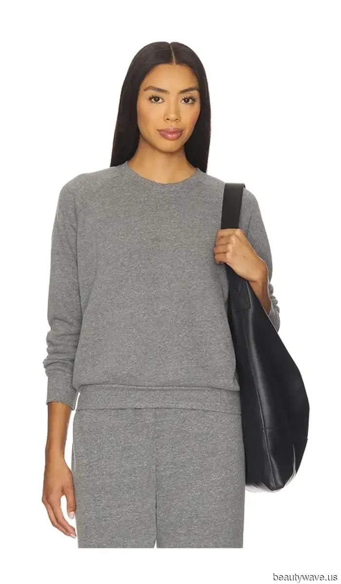 Ho impostato il limite di prezzo di ricerca Revolve a $150 e ho trovato questi 44 gioielli chic.