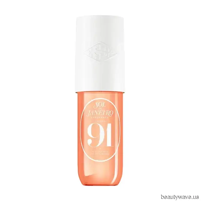 Los individuos más elegantes que conozco están haciendo espacio en sus tocadores para este perfume ácido.