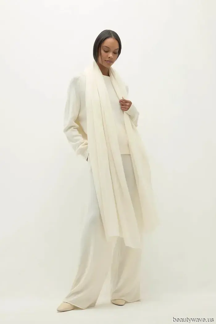 Я путешествую как минимум 20 раз в год&mdash;это те наряды для аэропорта, которые я ношу постоянно.