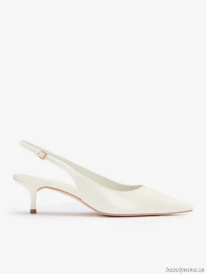 I Used to Believe This Shoe Trend Appeared "Inexpensive"—Amal Clooney Just Altered My Perspective.