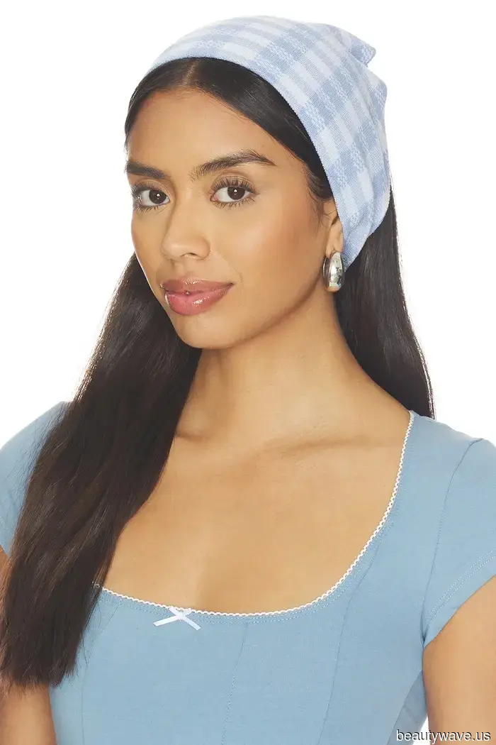 È solo aprile, ma queste sono le 7 micro tendenze estive che le persone di moda stanno già indossando.