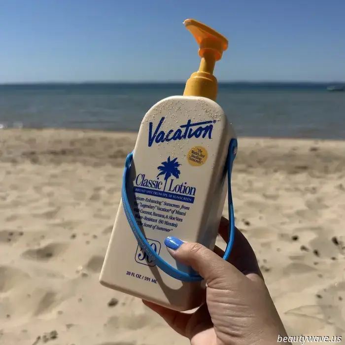 I've mastered the skill of packing a beach bag—these 12 beauty items are a must-have.