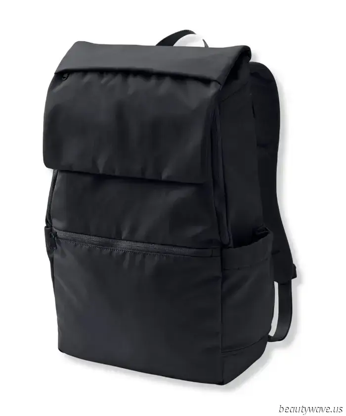 The Travel Essentials That Our Editors Rely On