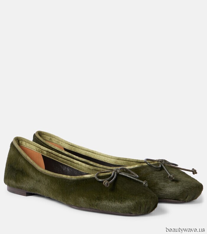 Le 6 tendenze delle scarpe che le persone ben vestite indossano con pantaloni e jeans (invece delle sneakers)