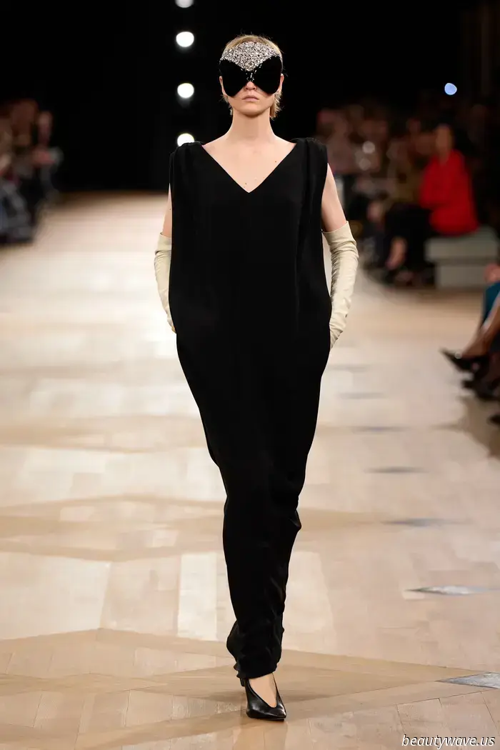 Elegance, Innovation, and Meghan Markle—Pierpaolo Piccioli's First Collection at Balenciaga