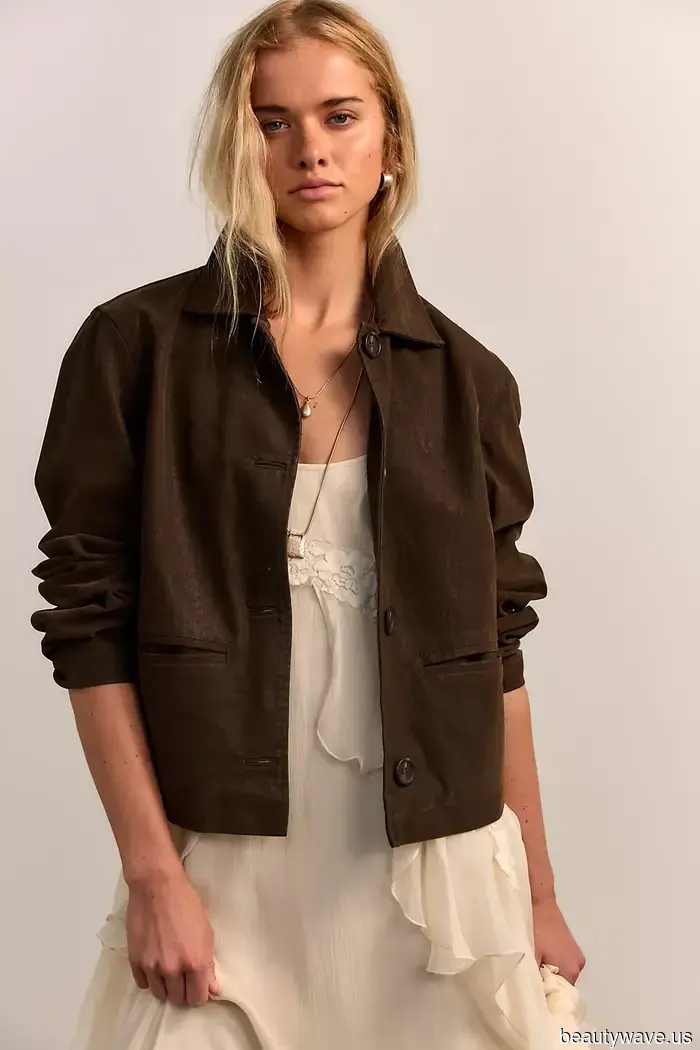 Apologies, Slip Skirts—Stylish Women in NYC and Paris Favor This Luxe-Looking Alternative in 2026.