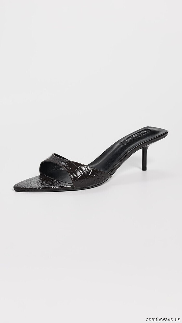 The '90s Dress and Shoe Combinations That It Girls Are Sporting at Parties in East Hampton (Sorry, Flip-Flops, You…)