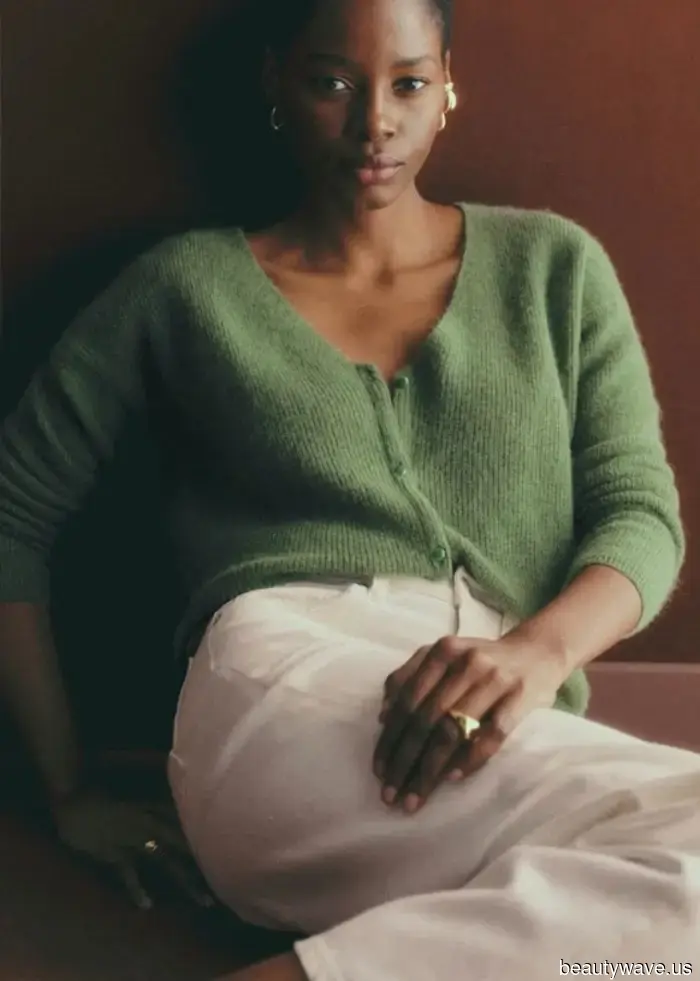 Cardigans Are Stylish Once More—6 Trends Fashion Enthusiasts Are Supporting for 2026