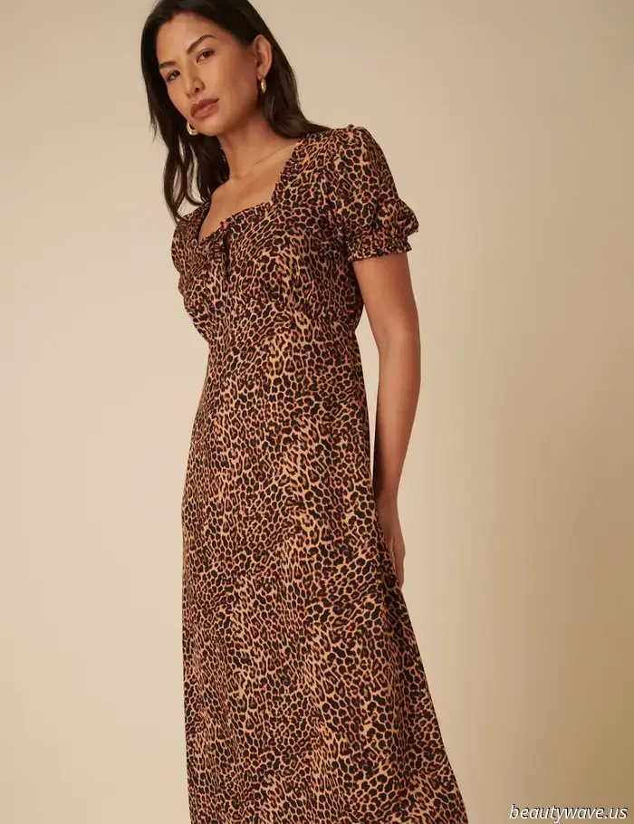 I'm 5' 2" and have difficulty finding dresses that fit well—yet I consistently return to this one brand.
