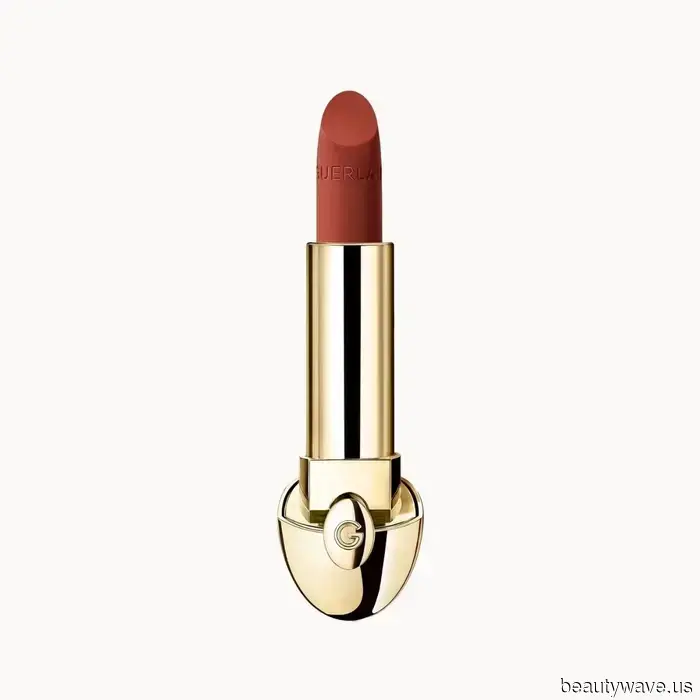 Кайя, Зои и Сэди преданы "Nina Park Lip" — этот контурный карандаш для губ является ключом.