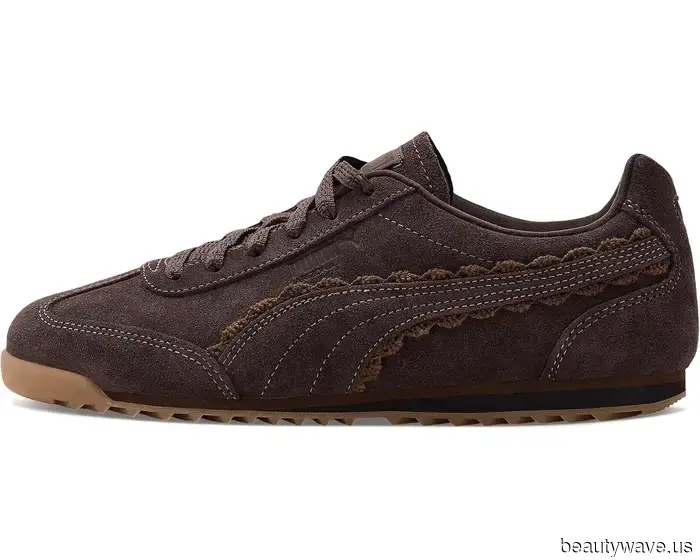 Ascoltami: Zappos ha una selezione elegante di sneaker e ballerine per la primavera