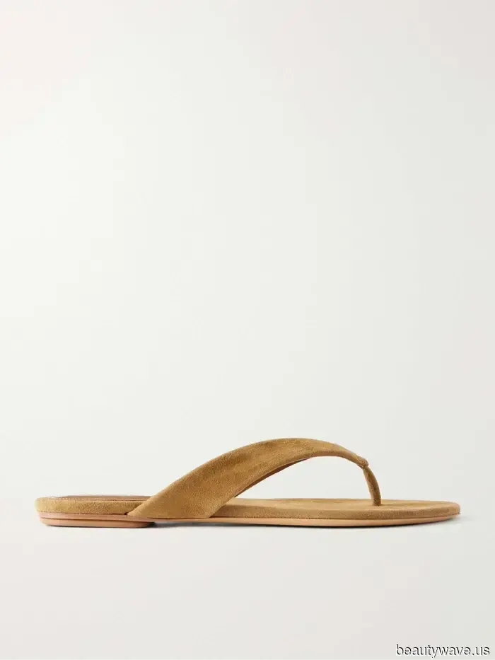 Skip the jeans—I believe that flip-flops and ballet flats appear most stylish when matched with this summer trend.