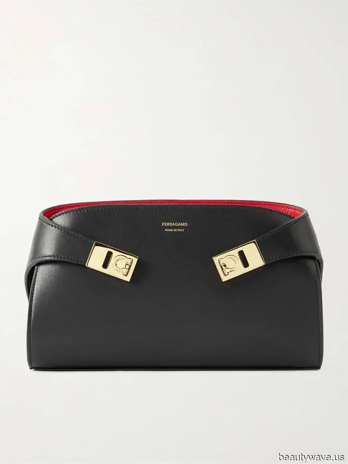 2026 È l'Era della Clutch Quotidiana: Non Complicata, Casual, Ma Ancora Così Elegante